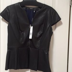 😎 Elie Tahari black leather top.